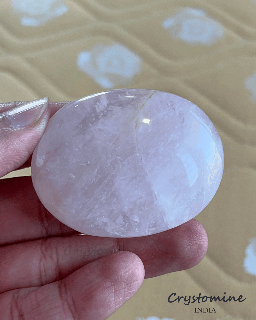 Rose Quartz \ Palm Stone \ 2 - 2.5 inch \ 108 gm \ RQPS2
