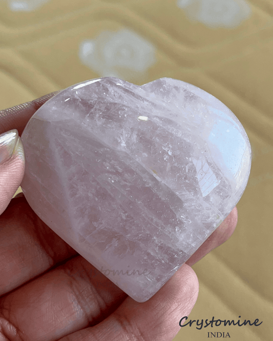 Rose Quartz \ Heart \ 2 - 2.5 inch \ 113 gm \ RQH2