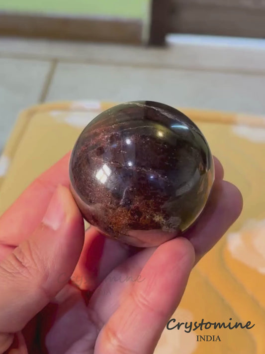 Garnet \ Sphere \ 1.5 - 2 inch \ 263 gm \ GARS1
