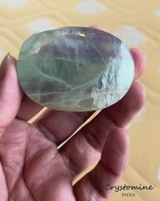 Green Fluorite \ Palm Stone \ 2 - 2.5 inch \ 115 gm \ GFPS2