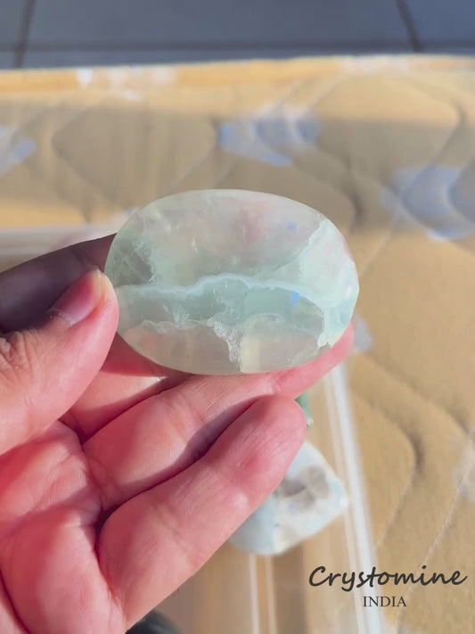 Green Fluorite \ Palm Stone \ 2 - 2.5 inch \ 93 gm \ GFPS1