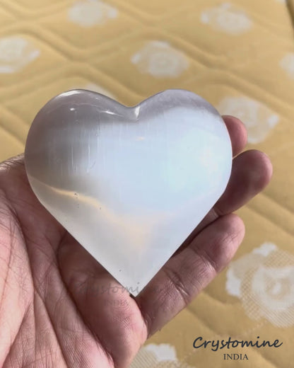 Selenite \ Heart \ 3 inch \ 213 gm \ SALH2