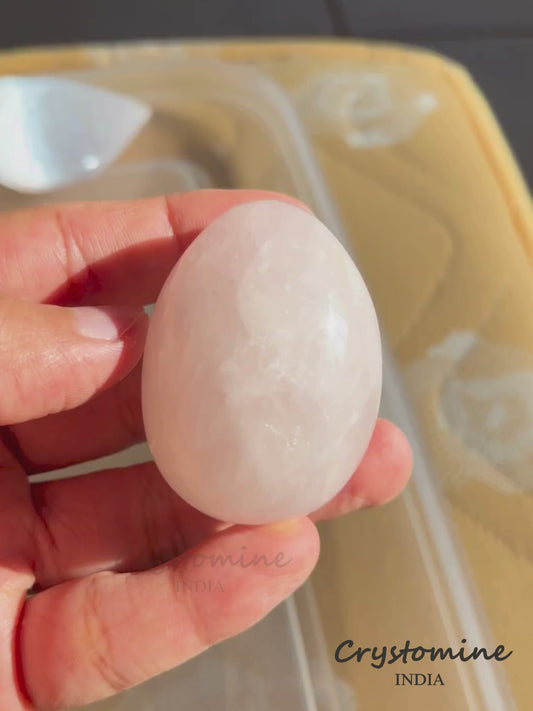 Rose Quartz \ Egg \ 2 inch \ 118 gm \ RQE1