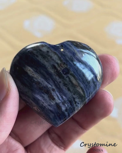 Sodalite \ Heart \ 1.5 - 2 inch \ 66 gm \ SODH2