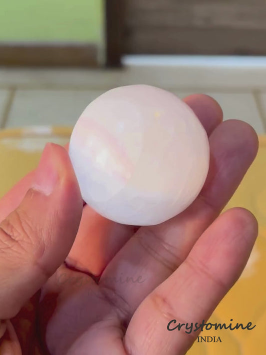 Selenite \ Sphere \ 1.5 inch \ 92 gm \ SALS1