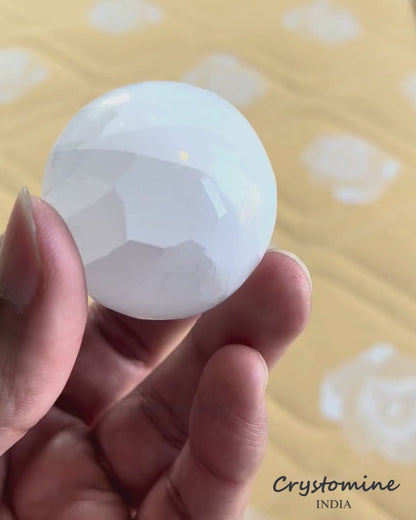 Selenite \ Sphere \ 1.5 inch \ 86 gm \ SALS2